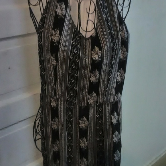 Romper - Picture 3 of 3